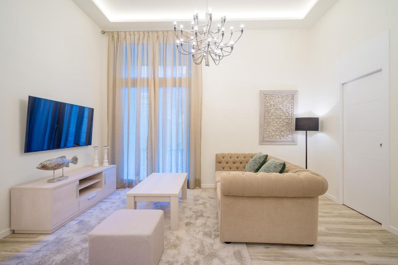 Iloftmalaga Velazquez Apartment Fuengirola Exterior photo